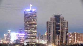 Weather camera view of St Thomas High School.