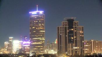 Weather camera view of St Thomas High School.