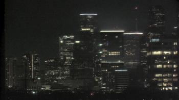 Weather camera view of St Thomas High School.