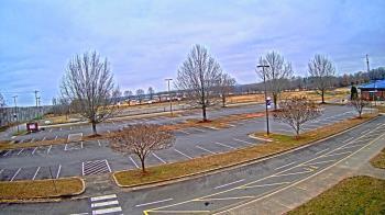 Weather camera view of Cloverleaf ES.