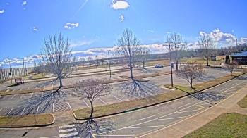 Weather camera view of Cloverleaf ES.