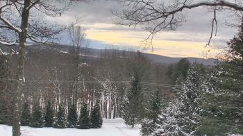 Weather camera view of Sky Valley Lodge.