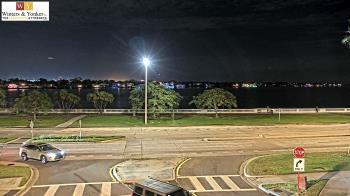 Weather camera view of Winter & Yonker P.A..