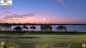 Weather camera view of Winter & Yonker P.A..