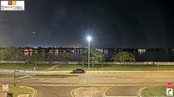 Weather camera view of Winter & Yonker P.A..