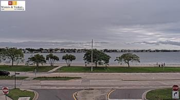 Weather camera view of Winter & Yonker P.A..