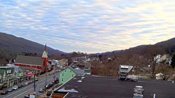 Weather camera view of Line Mountain ES Trevorton.