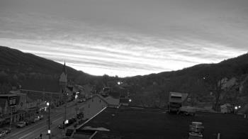 Weather camera view of Line Mountain ES Trevorton.