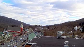 Weather camera view of Line Mountain ES Trevorton.