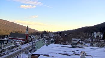 Weather camera view of Line Mountain ES Trevorton.