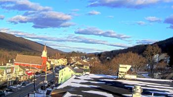 Weather camera view of Line Mountain ES Trevorton.