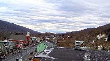 Weather camera view of Line Mountain ES Trevorton.