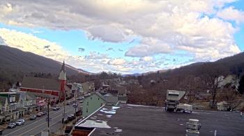 Weather camera view of Line Mountain ES Trevorton.