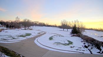 Weather camera view of Village Links of Glen Ellyn.