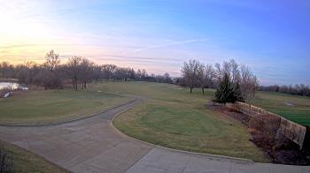 Weather camera view of Village Links of Glen Ellyn.