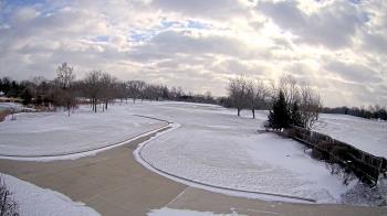 Weather camera view of Village Links of Glen Ellyn.
