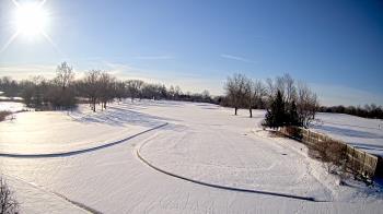 Weather camera view of Village Links of Glen Ellyn.