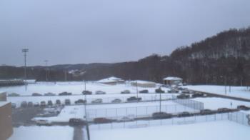 Weather camera view of Kiski Area HS.