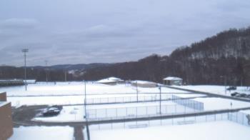 Weather camera view of Kiski Area HS.