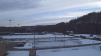 Weather camera view of Kiski Area HS.