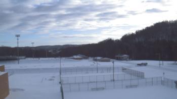 Weather camera view of Kiski Area HS.