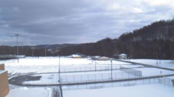 Weather camera view of Kiski Area HS.