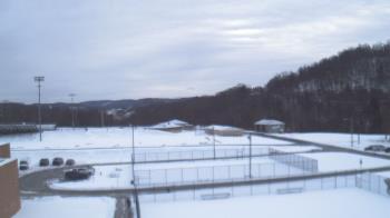 Weather camera view of Kiski Area HS.
