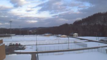 Weather camera view of Kiski Area HS.