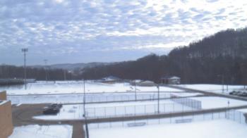 Weather camera view of Kiski Area HS.