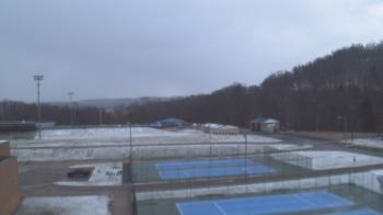 Weather camera view of Kiski Area HS.
