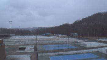 Weather camera view of Kiski Area HS.