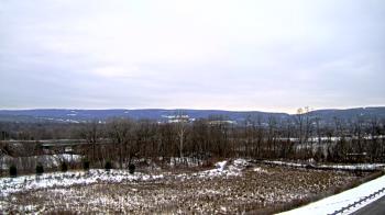 Weather camera view of Wilkes-Barre Area High School.