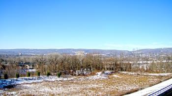 Weather camera view of Wilkes-Barre Area High School.