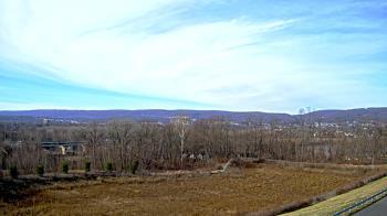 Weather camera view of Wilkes-Barre Area High School.