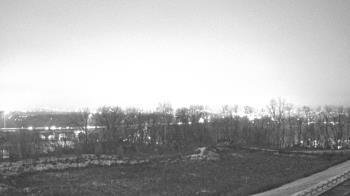 Weather camera view of Wilkes-Barre Area High School.