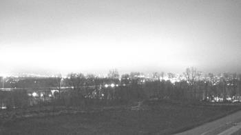 Weather camera view of Wilkes-Barre Area High School.