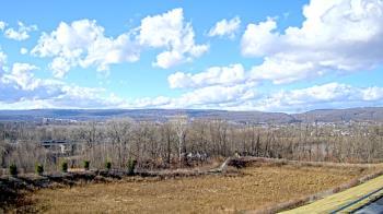 Weather camera view of Wilkes-Barre Area High School.