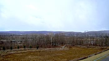 Weather camera view of Wilkes-Barre Area High School.