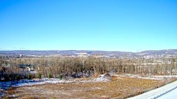 Weather camera view of Wilkes-Barre Area High School.