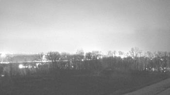 Weather camera view of Wilkes-Barre Area High School.