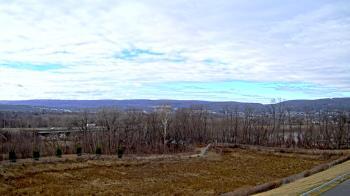 Weather camera view of Wilkes-Barre Area High School.