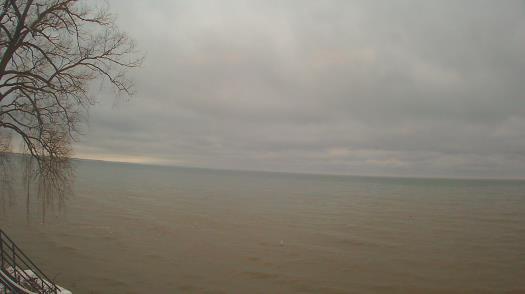 Weather camera view of Forest Lawn Beach.