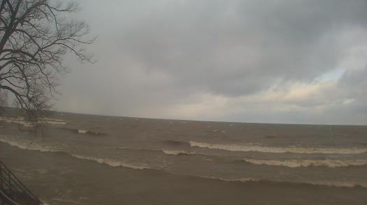 Weather camera view of Forest Lawn Beach.