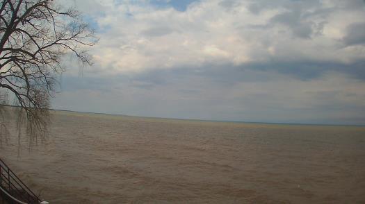 Weather camera view of Forest Lawn Beach.