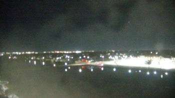 Weather camera view of Commerce Bank.