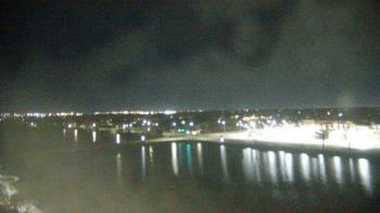 Weather camera view of Commerce Bank.