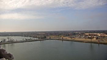 Weather camera view of Commerce Bank.