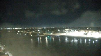 Weather camera view of Commerce Bank.