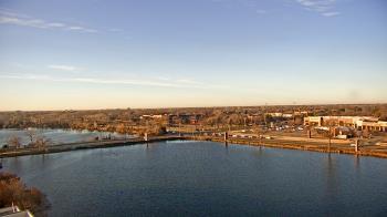 Weather camera view of Commerce Bank.