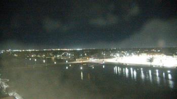 Weather camera view of Commerce Bank.